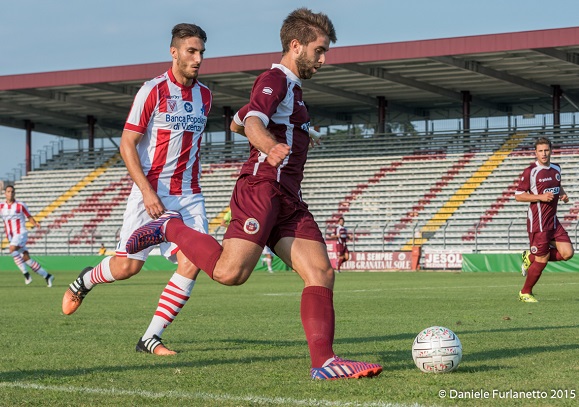 E’ Sampirisi il biancorosso di Vicenza-Novara