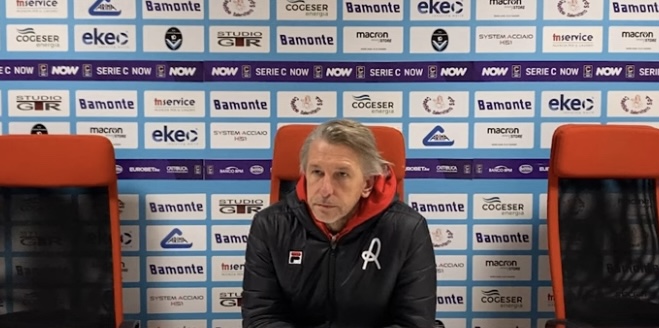 Vecchi: “Il campionato lo può perdere solo il Padova, noi dobbiamo farci tenere pronti se rallentano”