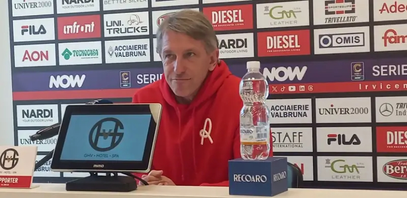 Vecchi: “E’ una partita che riveste un’importanza notevole per la classifica, l’ambiente, la piazza, il derby”